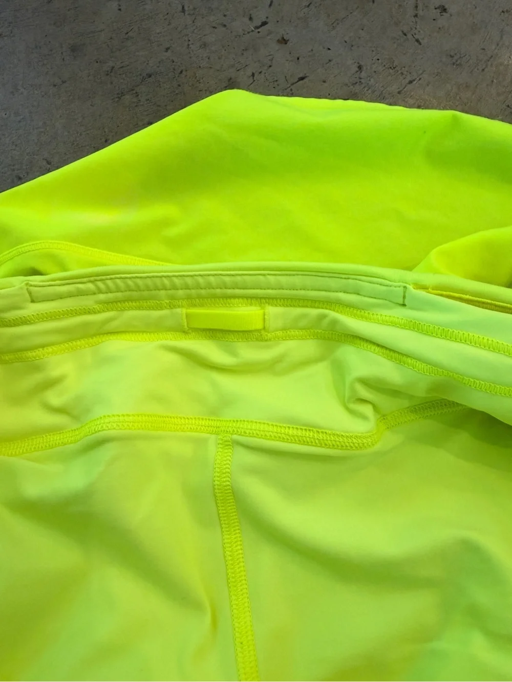 Lululemon Pace Rival Mid-Rise Skirt Highlight Yellow Skort Size 10 Tennis